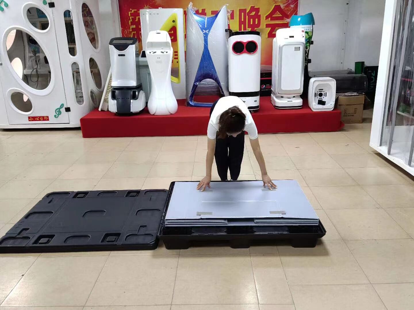 折疊式循環(huán)吸塑?chē)逑涞恼郫B方法